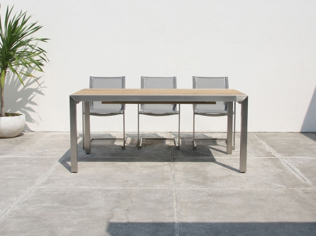 Zebra Kubex Ausziehtisch aus recyceltem Teakholz 170-280x90cm