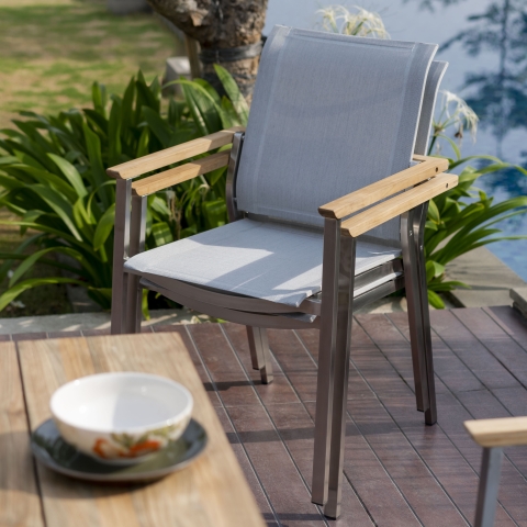 Zebra Infinity Stapelsessel Edelstahl, shell grey, Teak Armlehnen