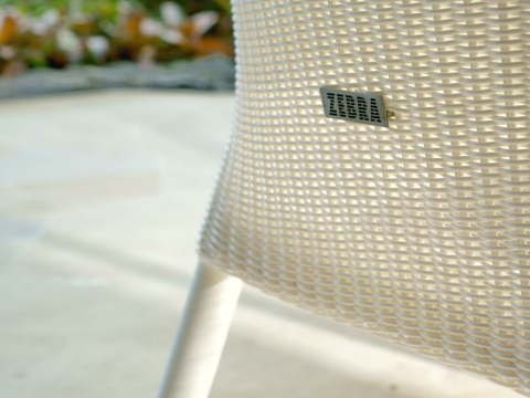 Zebra Hastings Sessel Snow white mit geschwungenen Armlehnen