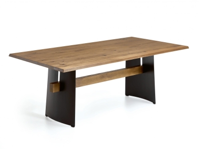 Niehoff Merlot Designtisch Trapez Charaktereiche 200cm Niehoff Merlot Designtisch Trapez Charaktereiche 200cm