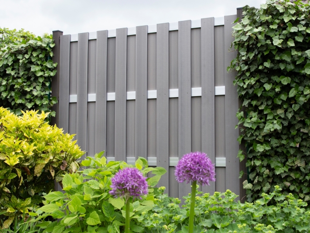 GrojaSolid BPC Fertigzaunanlage Hellgrau