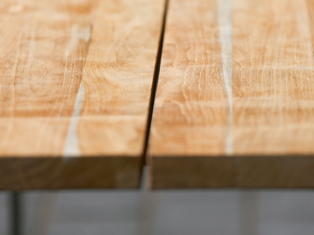 Niehoff Solid Teak Baumkantentisch 220x95cm, Stativprofil Aluminium anthrazit