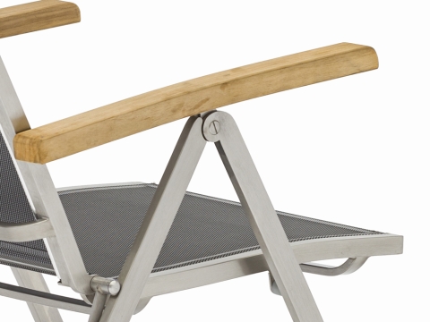 Zebra One Klappsessel Dark Platinum Edelstahl mit Teakarmlehnen