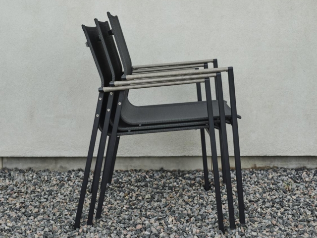 Brafab Lyra Diningstuhl Edelstahl schwarz, stapelbar