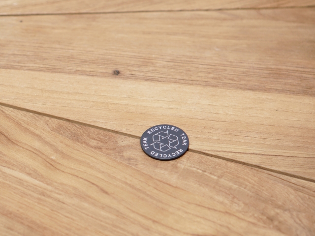 Zebra Catax Ausziehtisch graphit aus recyceltem Teak 135x135-185cm