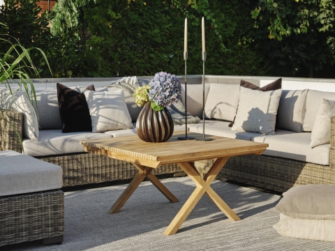 Brafab Julita Teak natur Kaffeetisch 90x90x50cm Staboptik