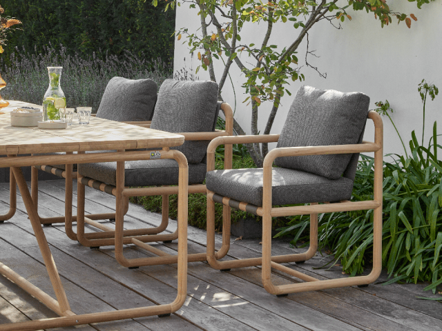 Apple Bee Dolce Armlehnstuhl Teakholz Grau