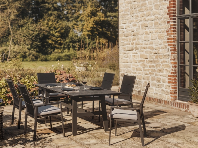 Niehoff Tavo Tisch HPL 220x95cm, Gestell Aluminium anthrazit